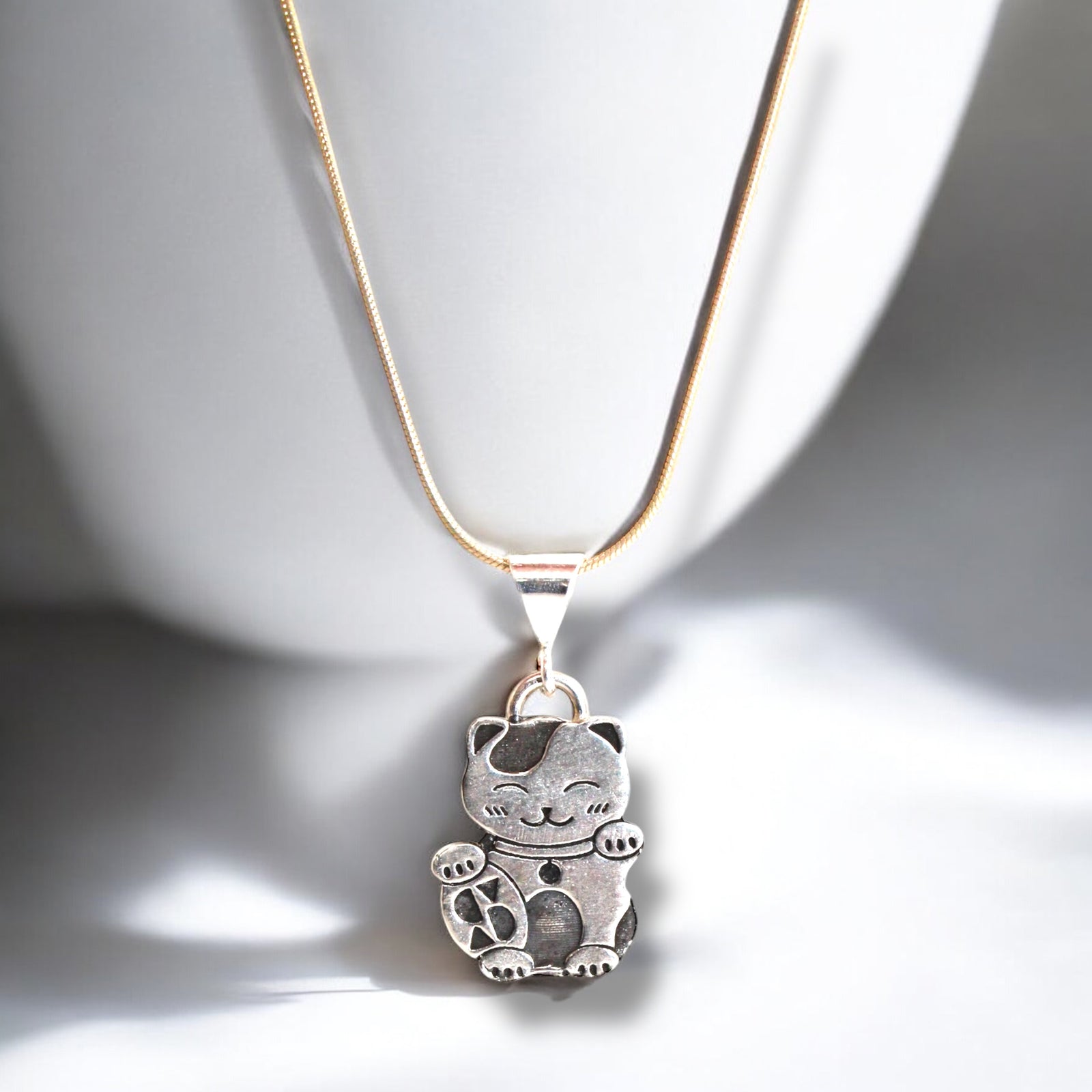 Original Lucky Cat Charm