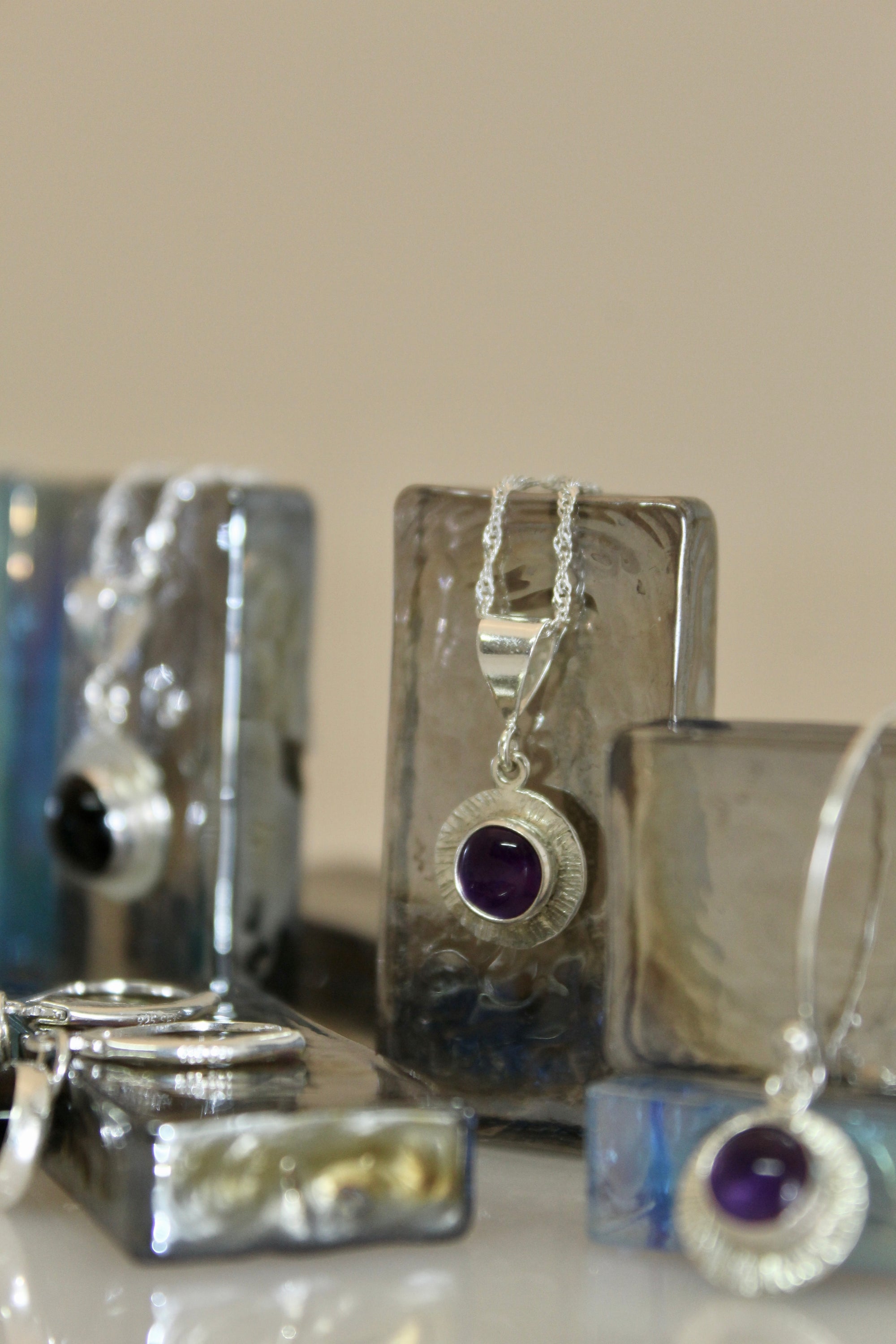 Skyli Amethsyt Pendant