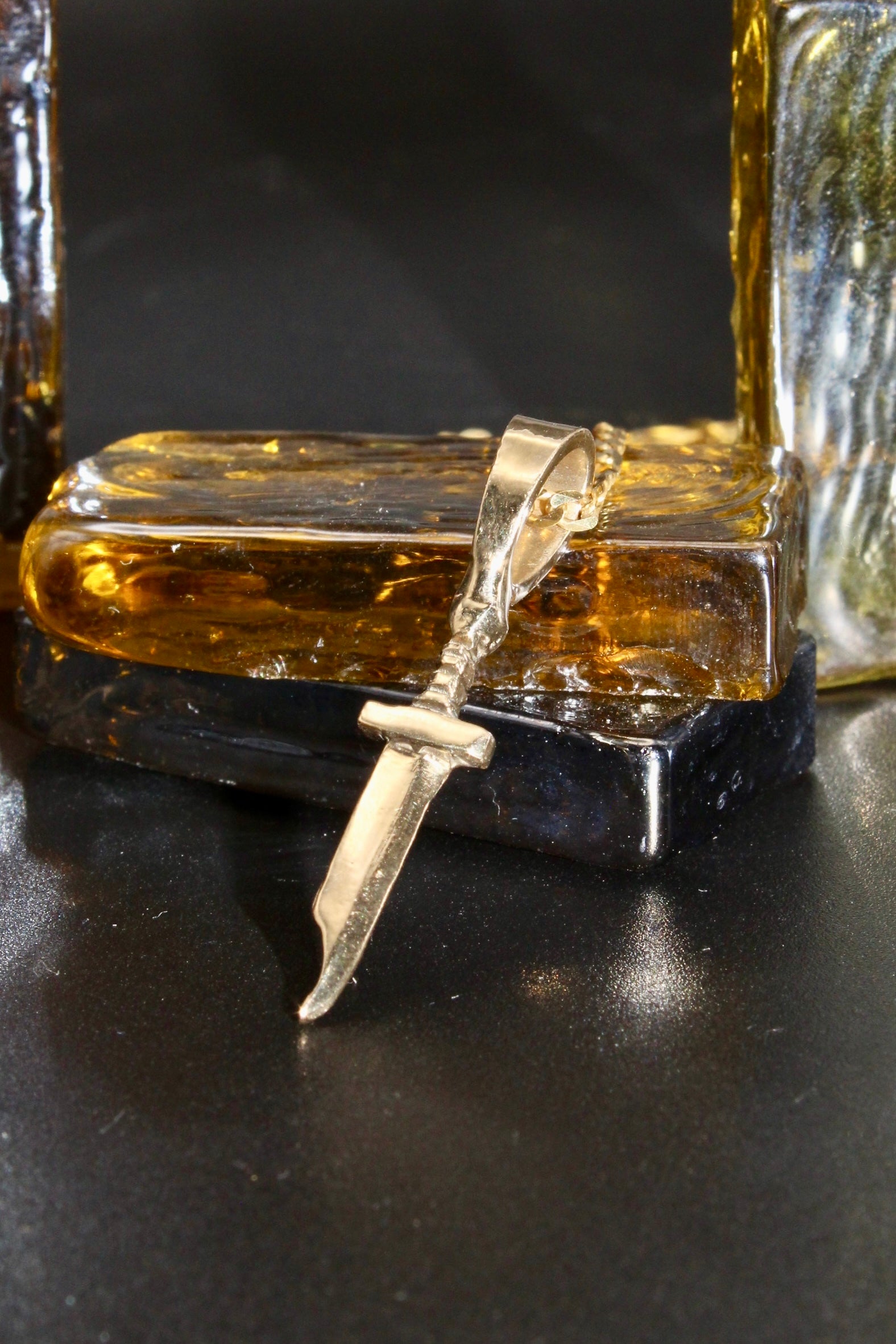 14KY Mini Bowie Knife Pendant HEAVY BAIL