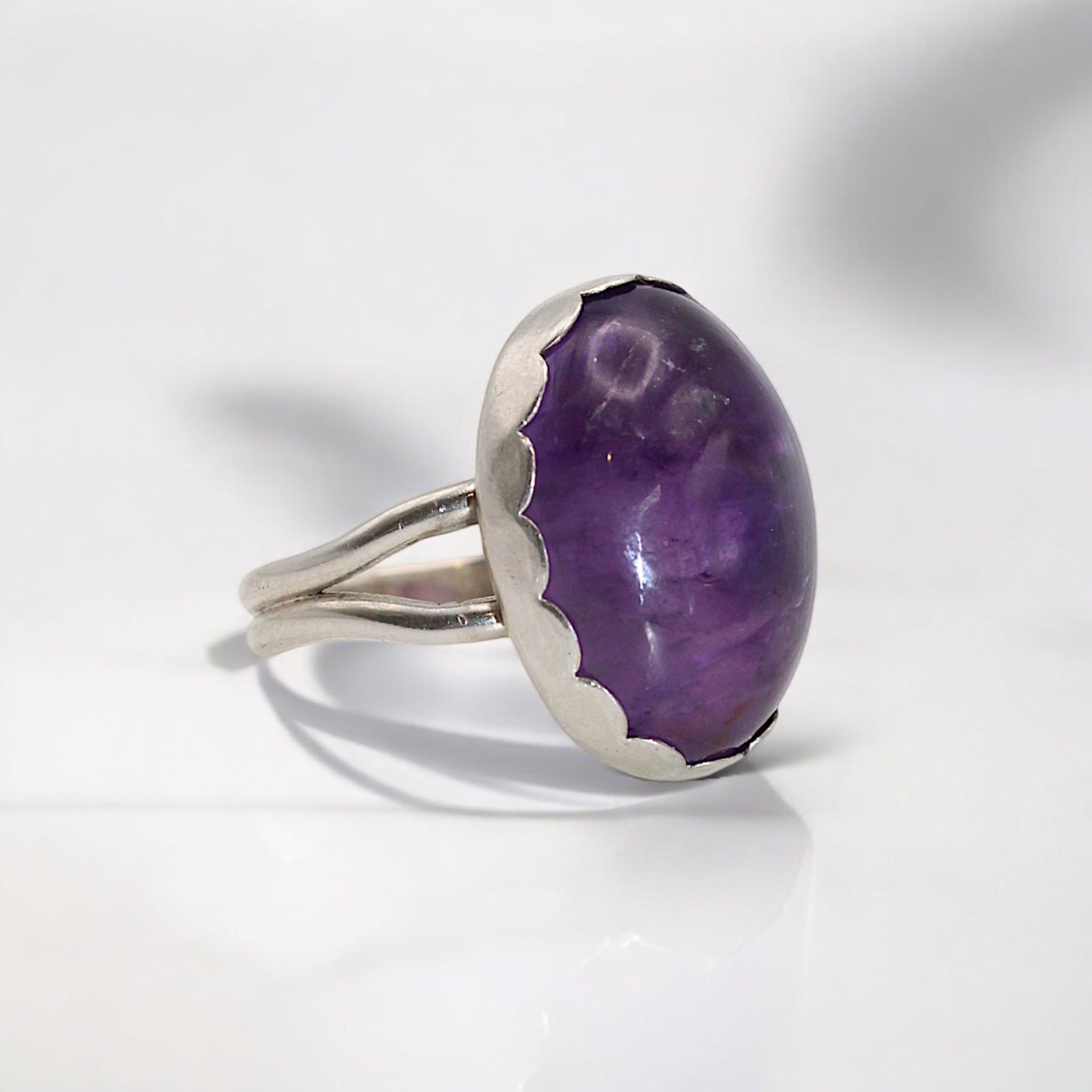 Oval Split Shank Amethyst Ring