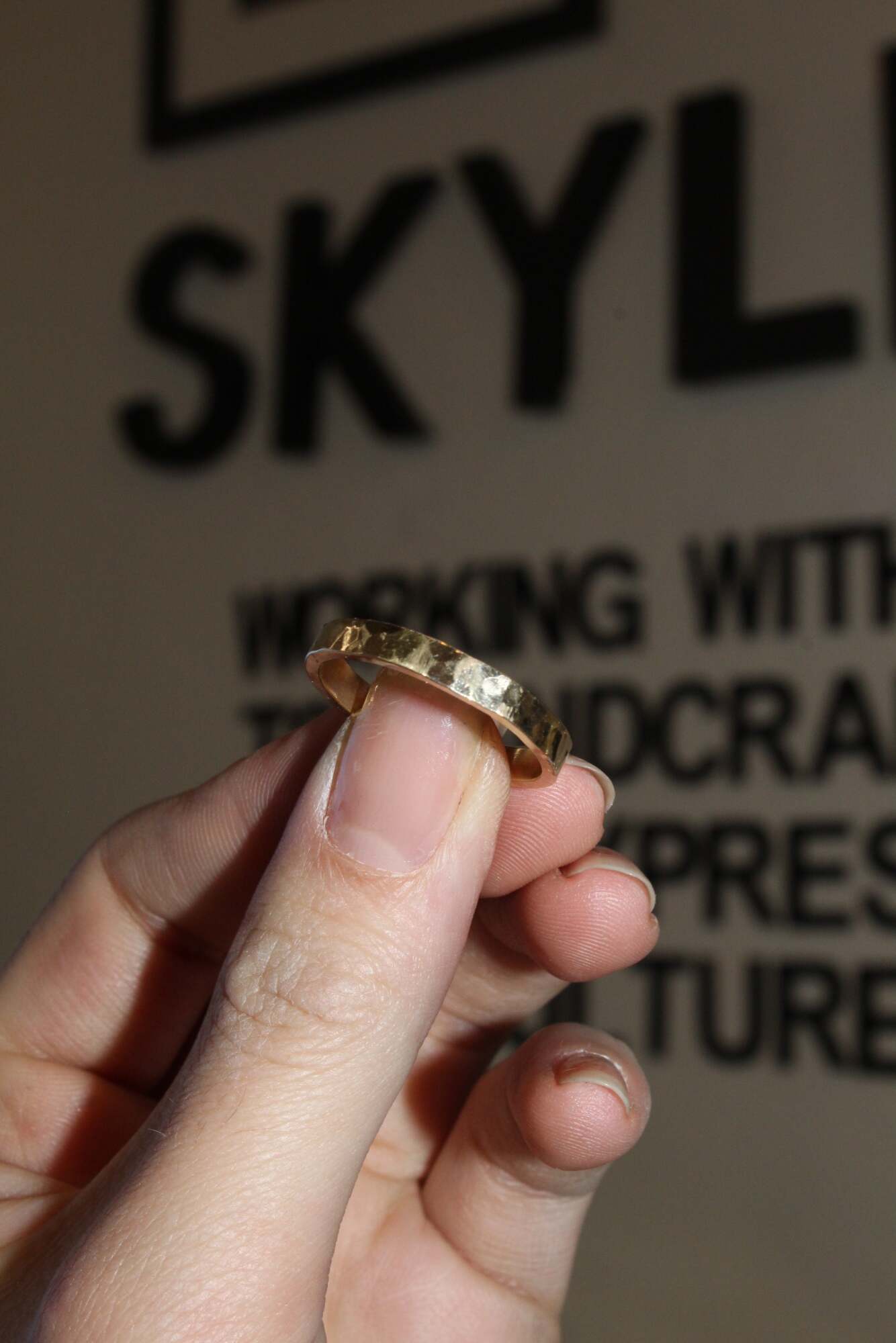 Hammered Gold Flat Band