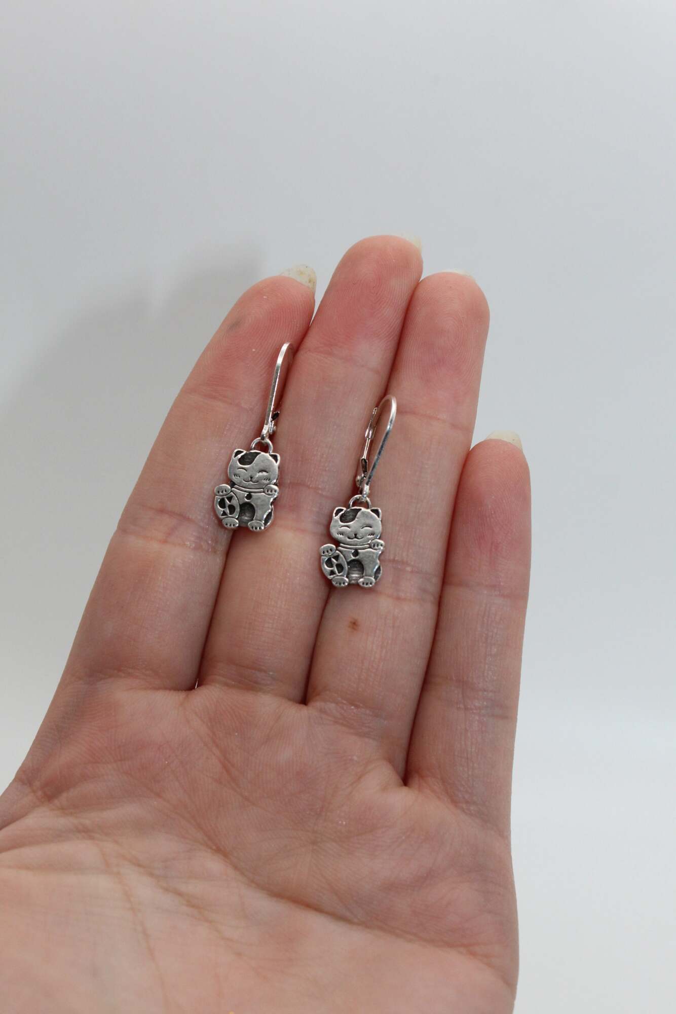Lucky Cat Lever Back Earrings