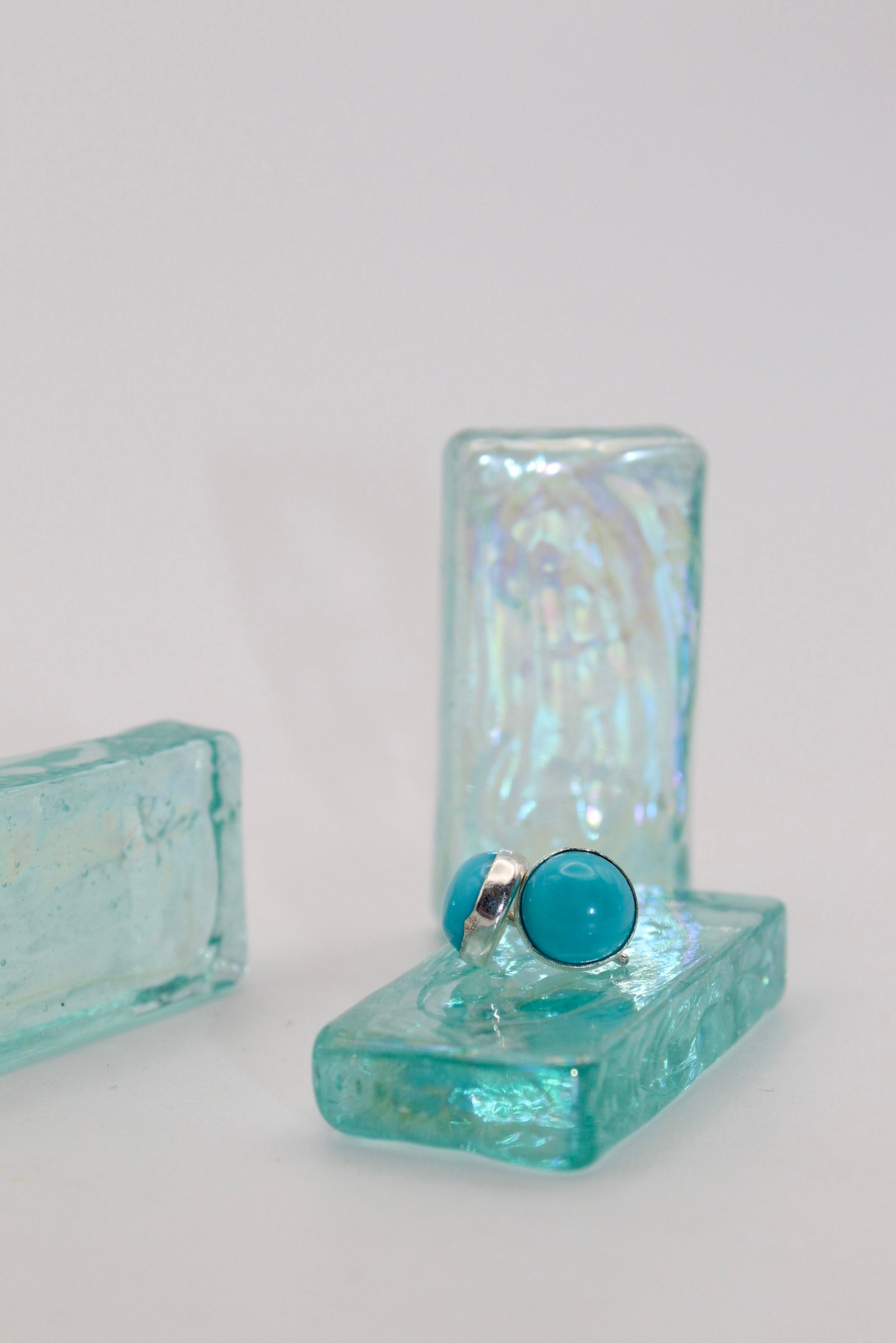 Kingman 8mm Turquoise Silver Studs