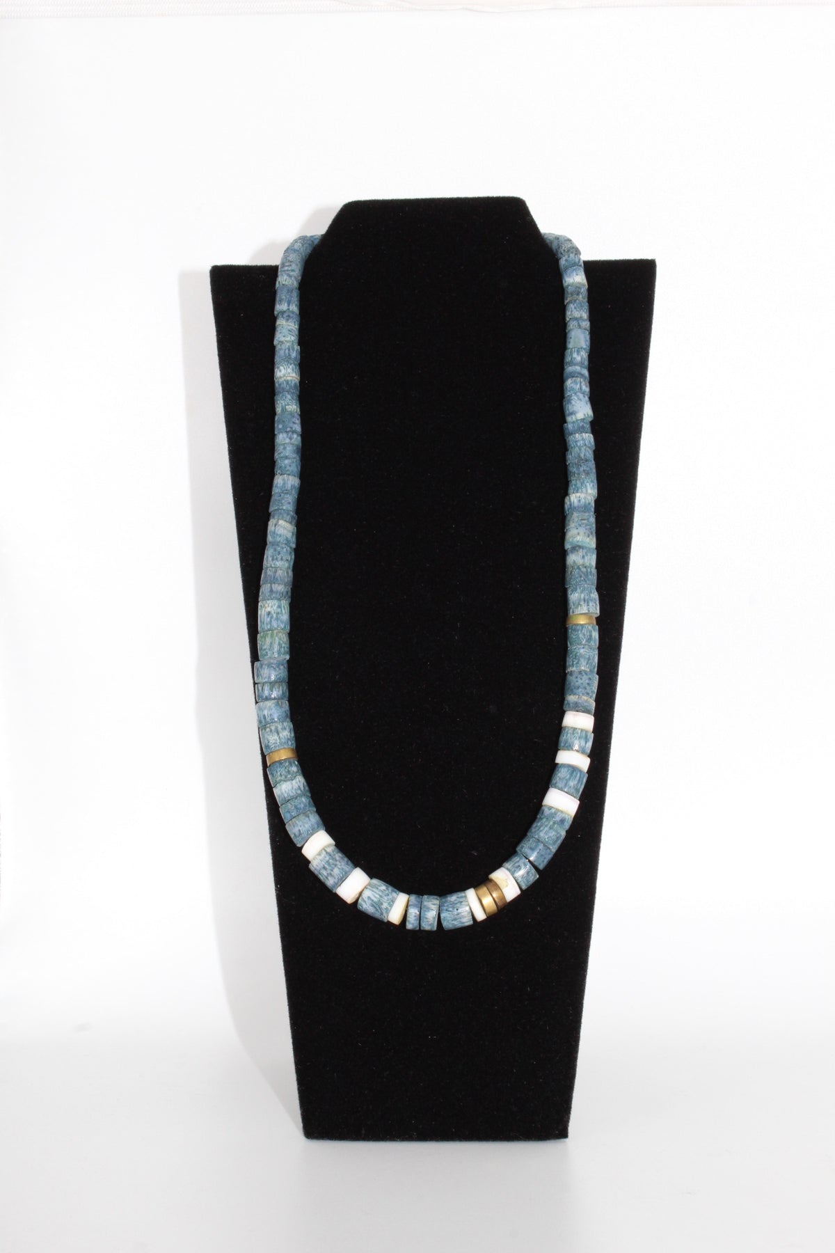Mens Heishi Graudating 18" Bead Necklace