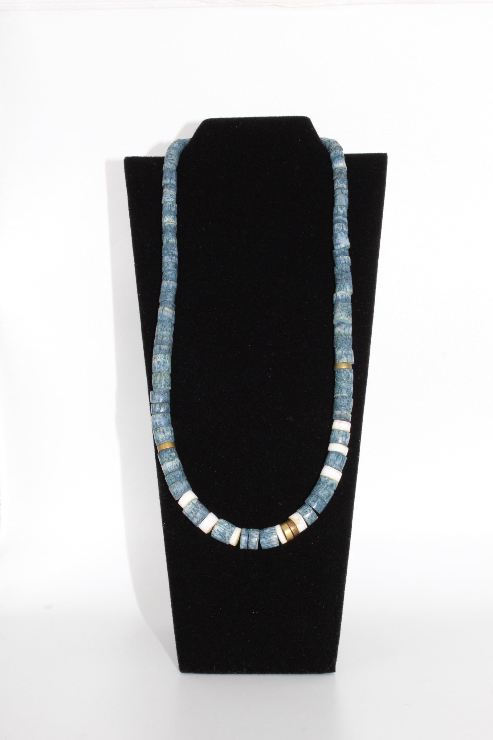 Mens Heishi Graudating 18" Bead Necklace