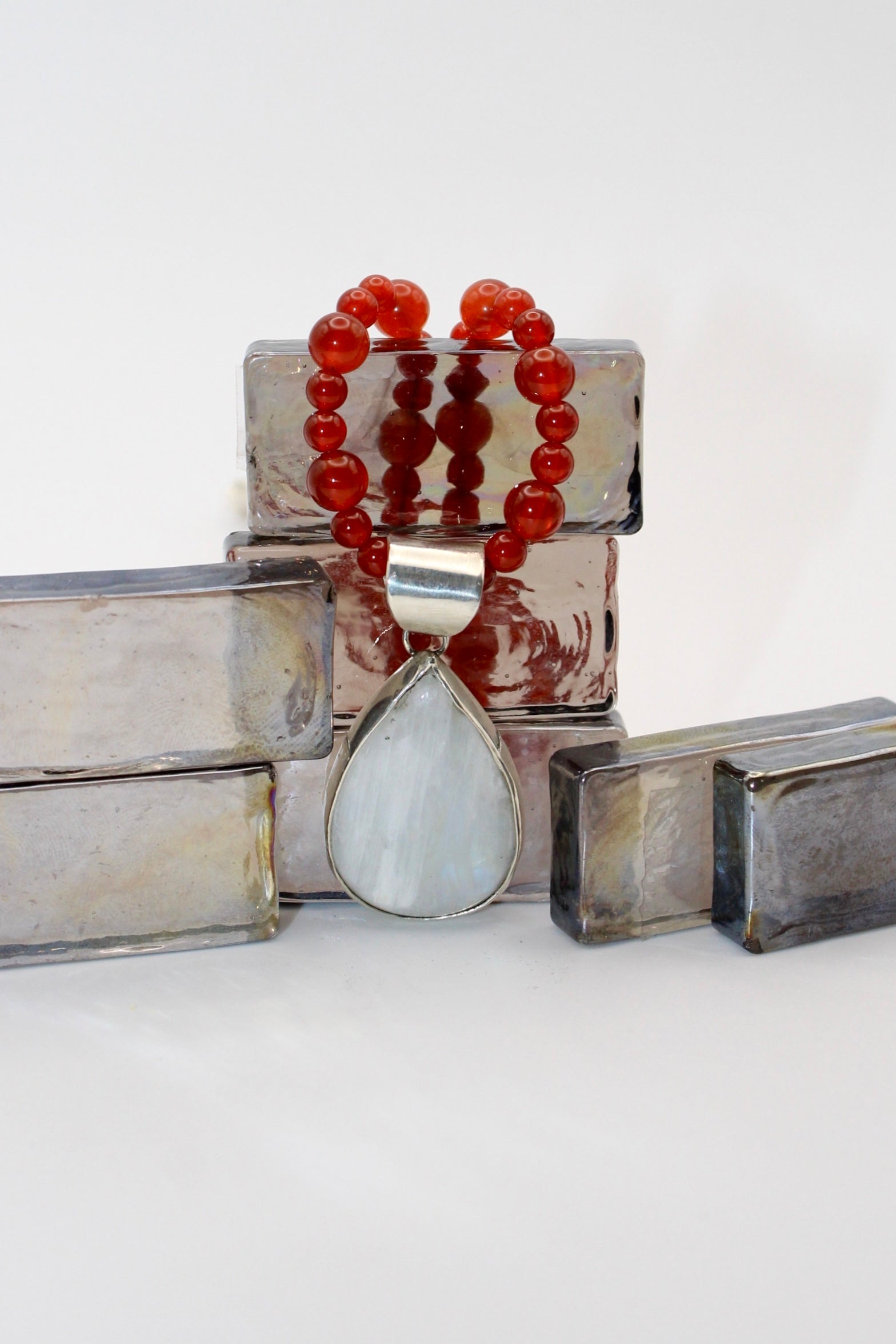 Silver Classic Moonstone Pendant