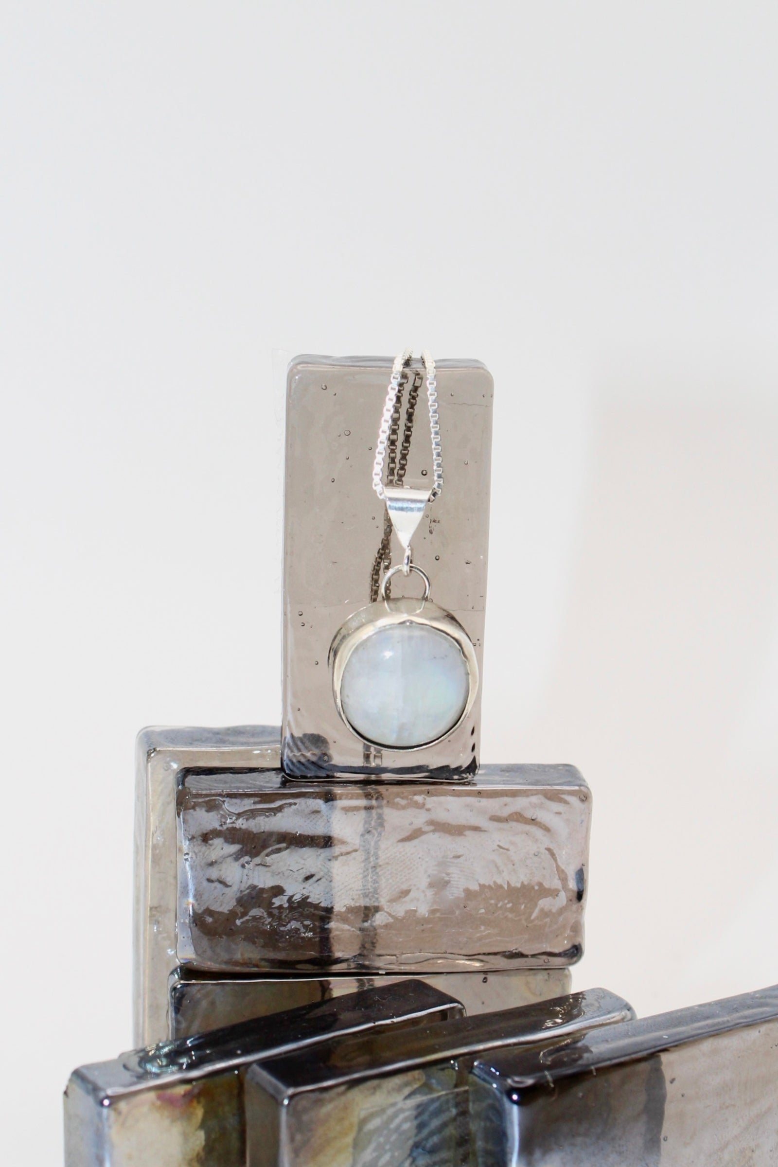 Silver Classic Moonstone Pendant